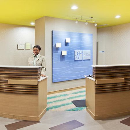 Holiday Inn Express & Suites Warner Robins North West By Ihg Exterior photo